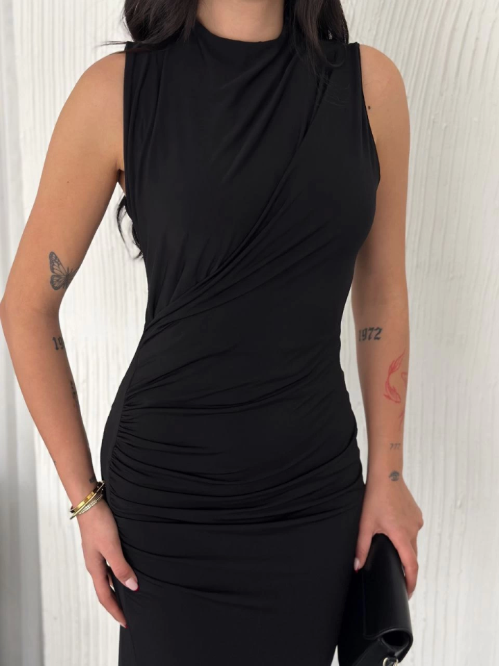 Robe Ivalyn