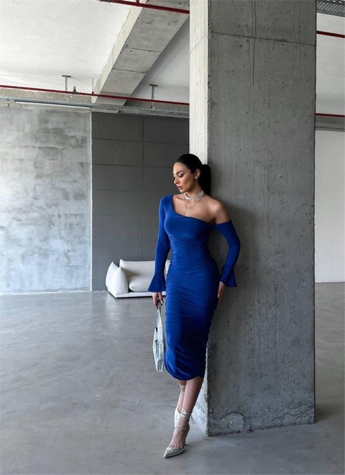 Robe Karlita