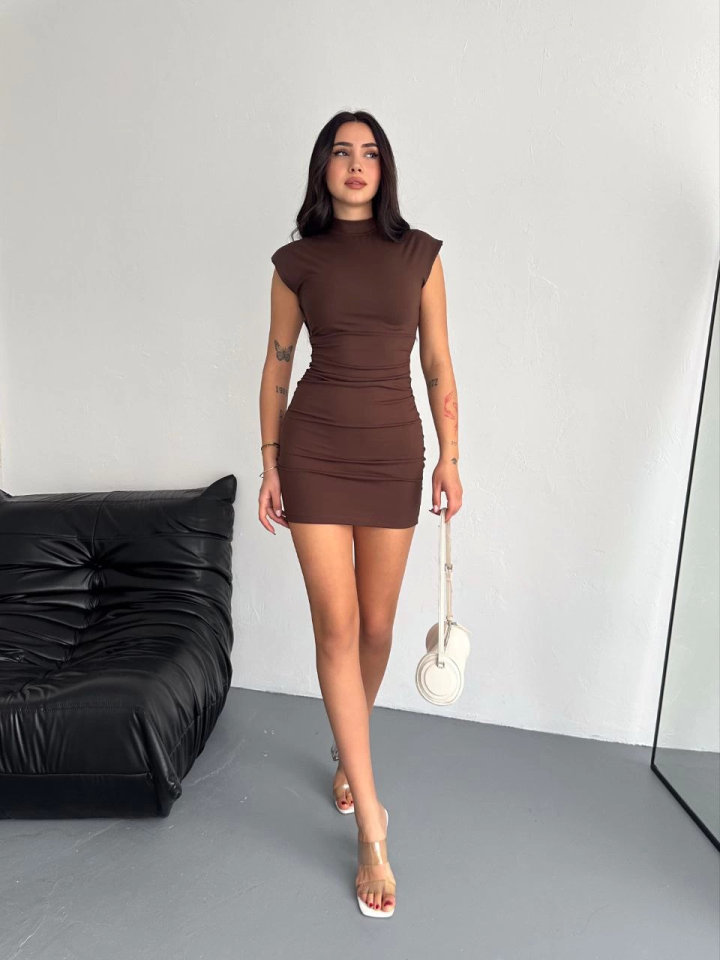 Robe Aleah